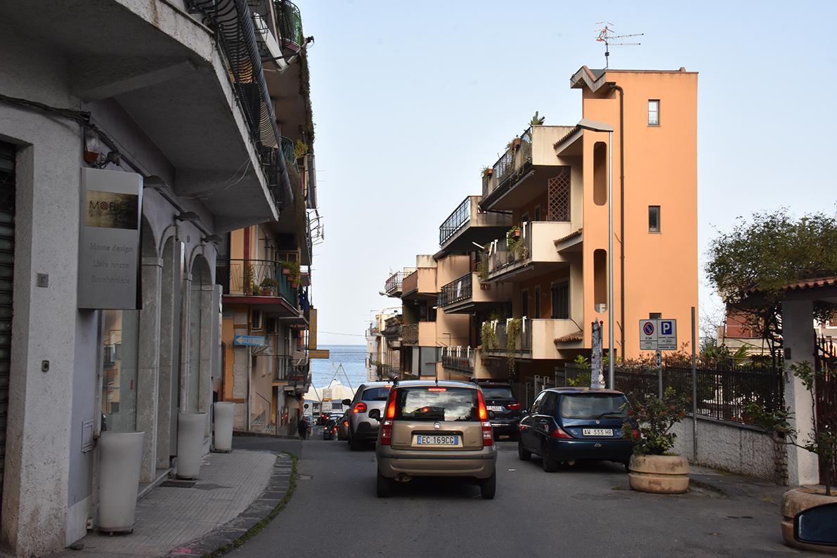 B&B La Casa Di Luigi Giardini Naxos Exteriér fotografie