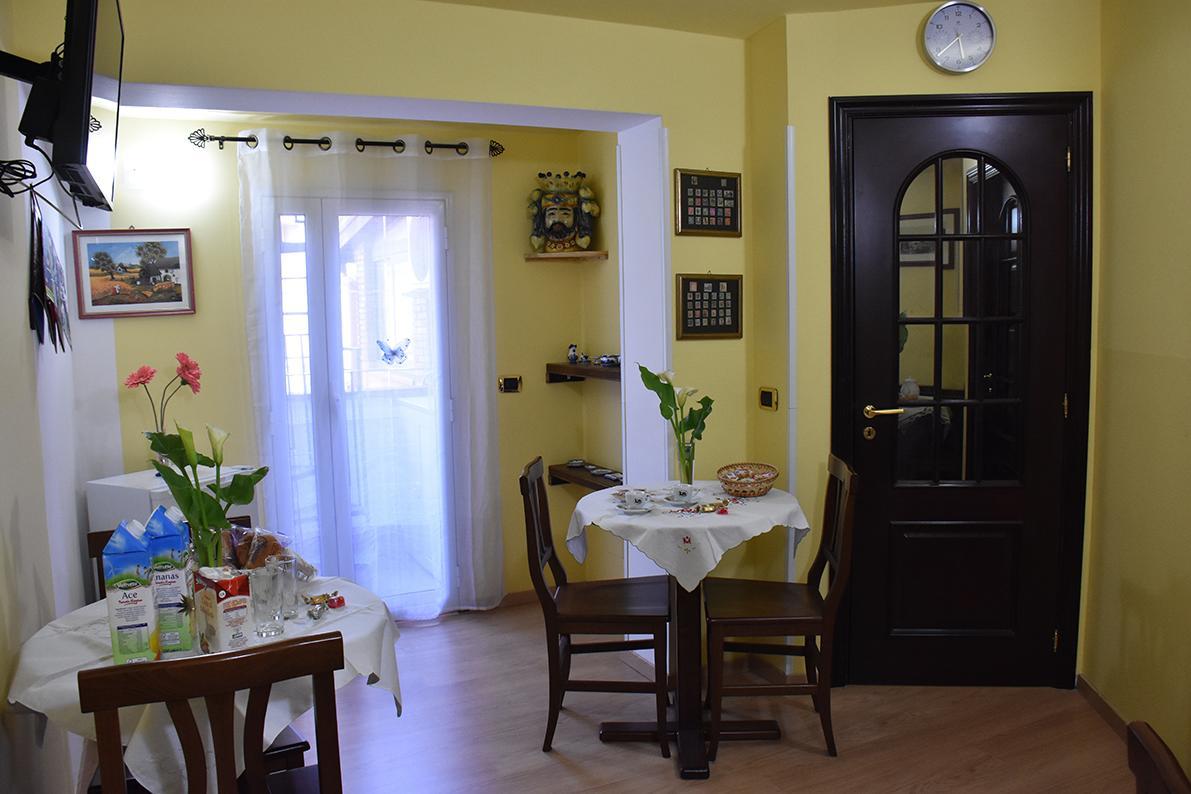 B&B La Casa Di Luigi Giardini Naxos Exteriér fotografie