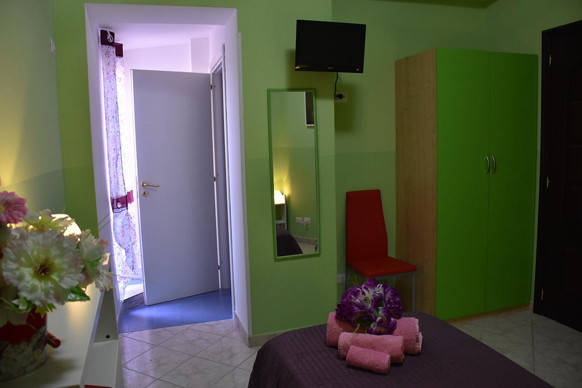 B&B La Casa Di Luigi Giardini Naxos Exteriér fotografie